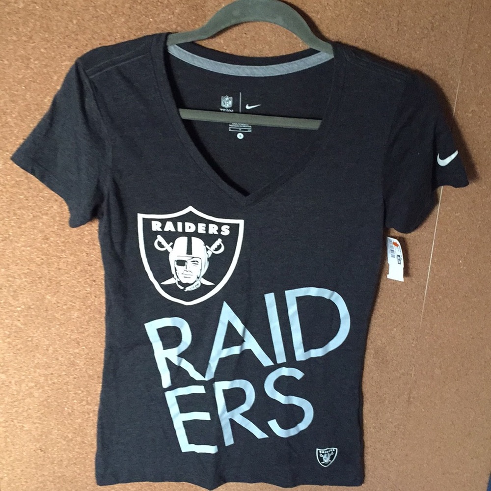 Official NFL Nike Women’s Raiders Fan T shirt